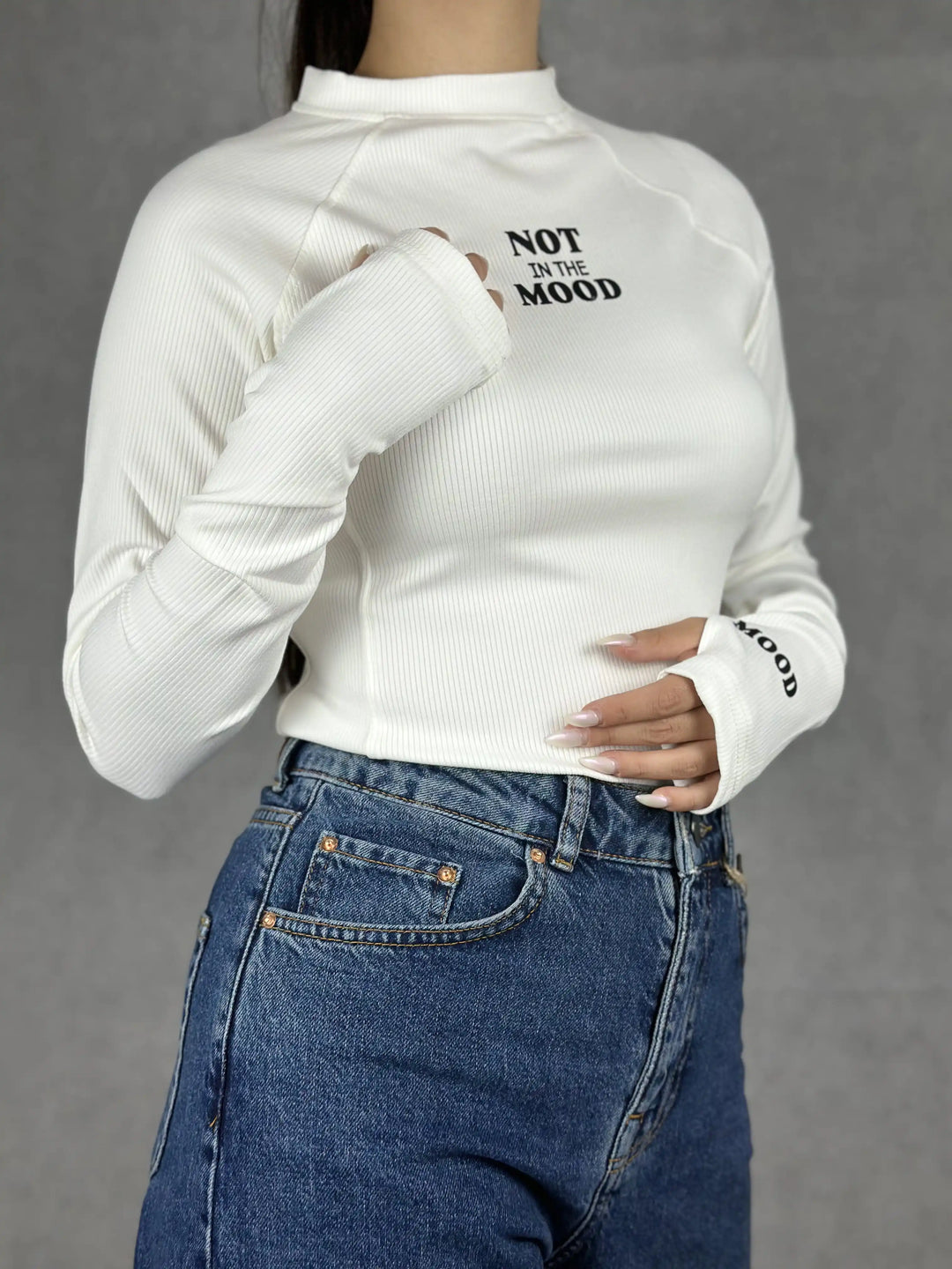 Бяло рипсено боди „Not in the Mood“
